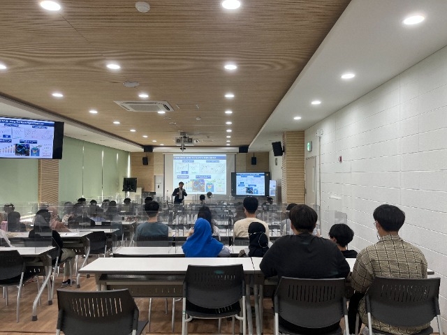 220506 류도현 교수님 (3).jpg