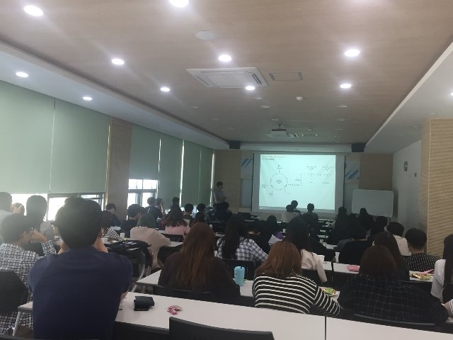 학생연구발표회 (12).jpg